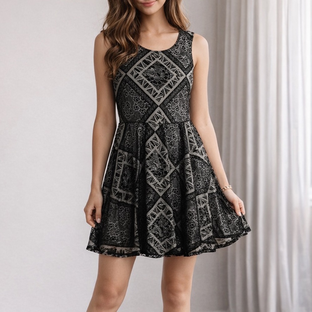 Xhilaration Black Mesh Fit & Flare Dress Cream Lining Sleeveless Juniors Large